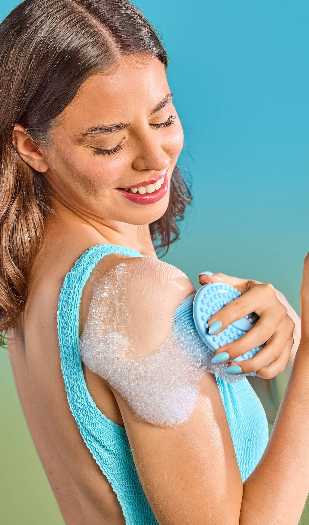 Blue Musk Scented Foaming Gel Wash