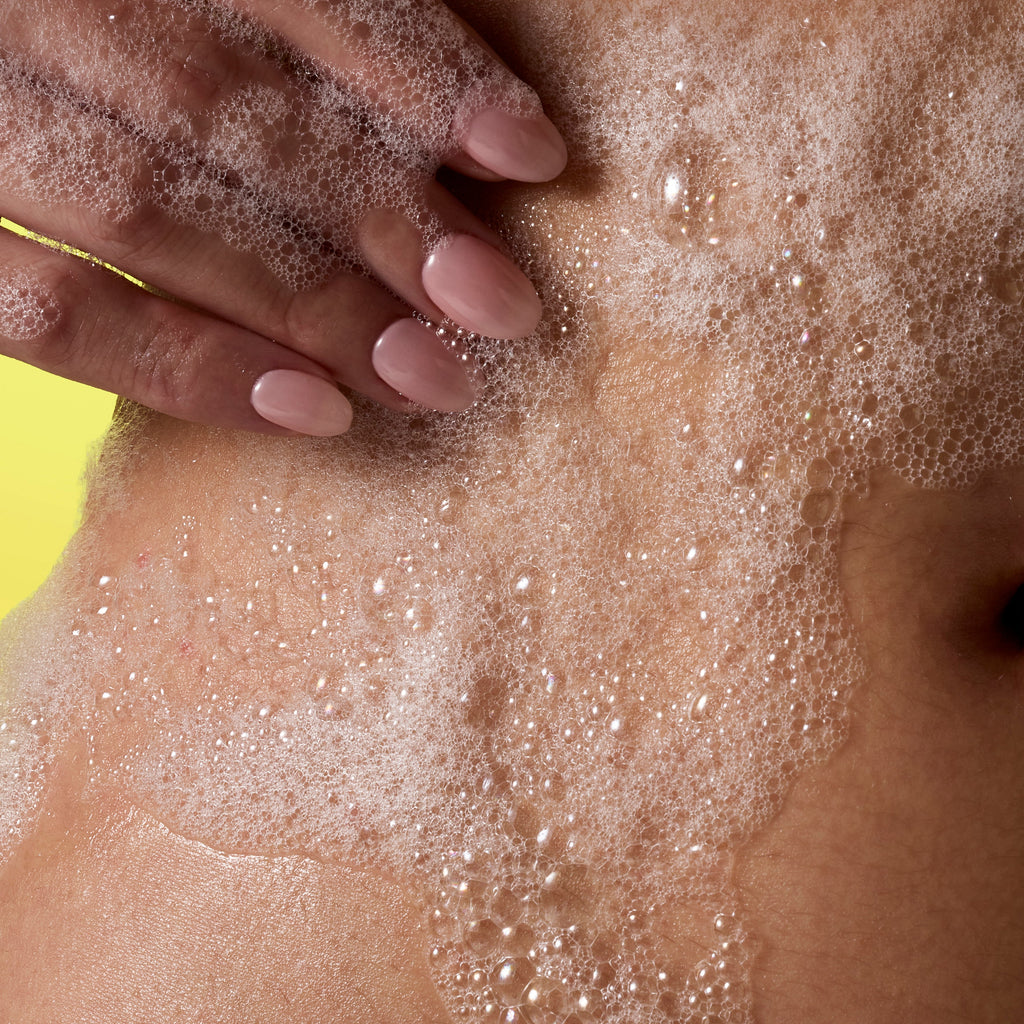 Violet Victory Foaming Shower Wash